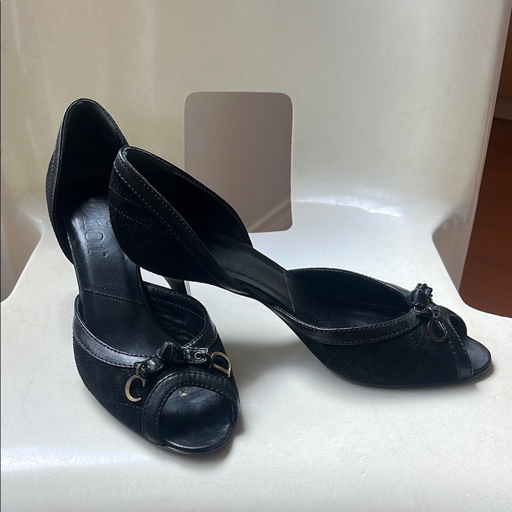 Elegant Black Peep-Toe Women's Shoes